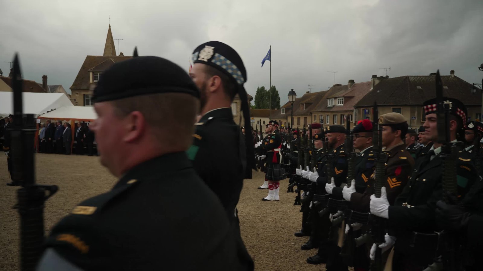 B19-OP%20DISTINCTION-003